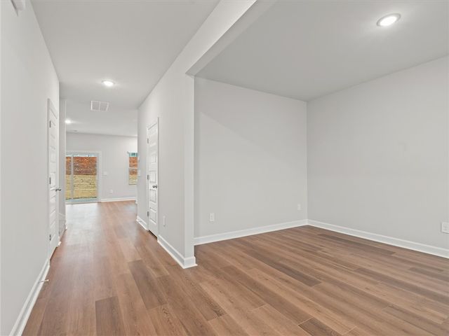 915 Rising Oak Court, Spartanburg, SC 29301