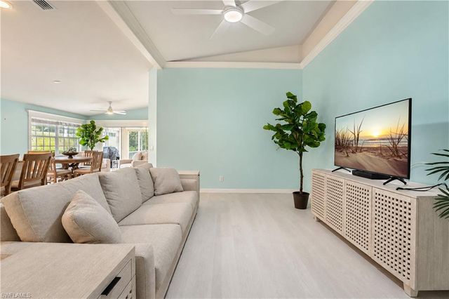 5434 Guadeloupe WAY, Naples, FL 34119