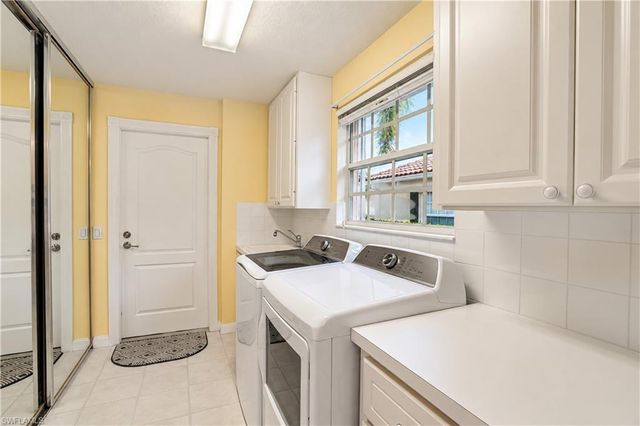 5434 Guadeloupe WAY, Naples, FL 34119