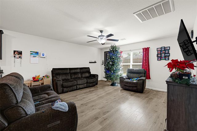 22711 Steel Blue Jaybird Drive, Hockley, TX 77447