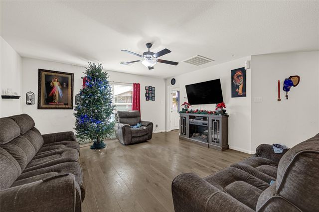 22711 Steel Blue Jaybird Drive, Hockley, TX 77447