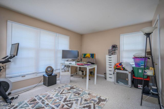 2624 Valley Brook Drive, Toledo, OH 43615