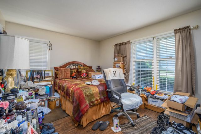 2624 Valley Brook Drive, Toledo, OH 43615
