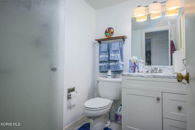 2624 Valley Brook Drive, Toledo, OH 43615