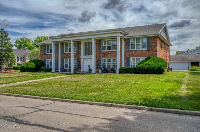 2624 Valley Brook Drive, Toledo, OH 43615