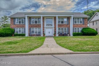 2624 Valley Brook Drive, Toledo, OH 43615