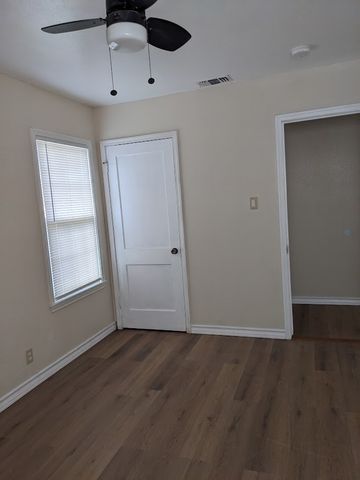 4213 Cambridge Dr, Corpus Christi, TX 78415