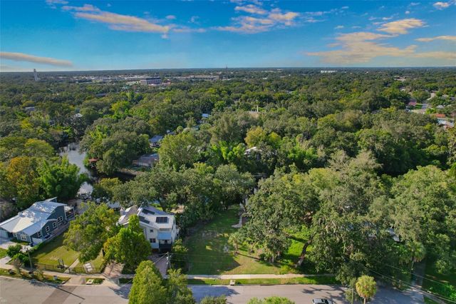 1214 E PARK CIR, Tampa, FL 33604