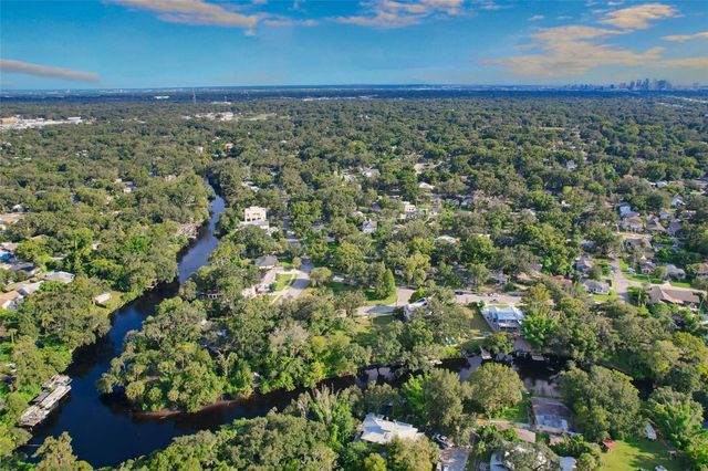 1214 E PARK CIR, Tampa, FL 33604