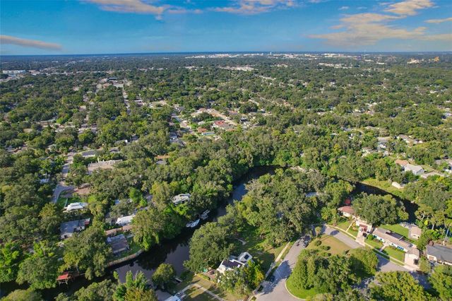 1214 E PARK CIR, Tampa, FL 33604