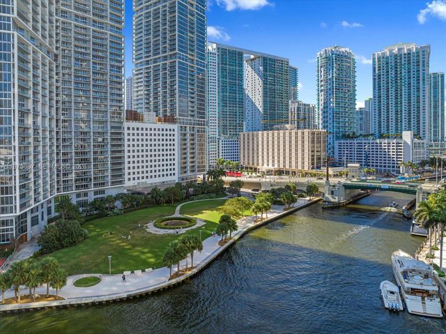 485 Brickell Ave 1807, Miami, FL 33131