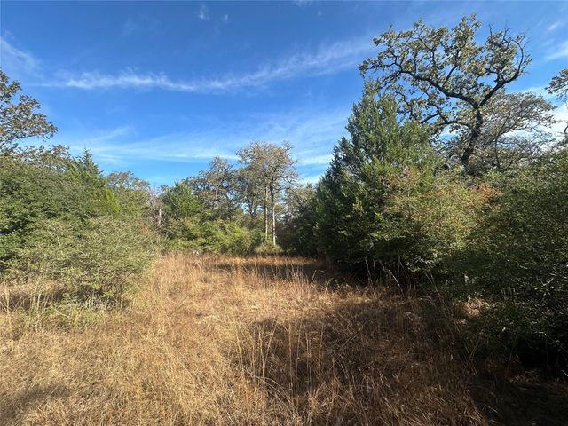 8032 County Road 314, Buffalo, TX 75831