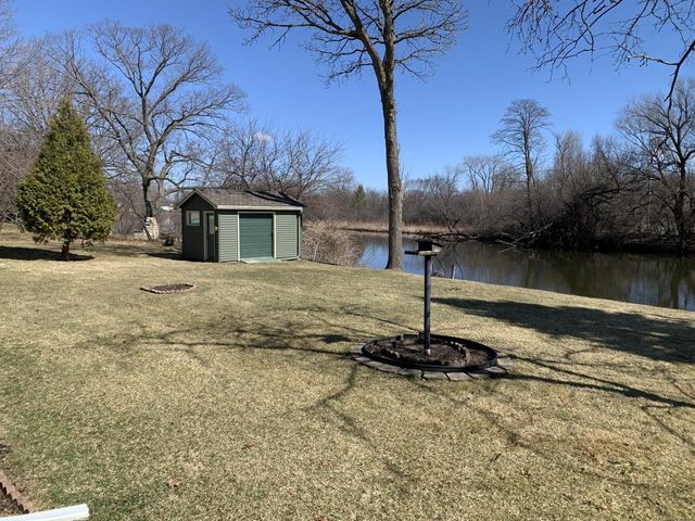 123 Riverview DRIVE, Waterford, WI 53185