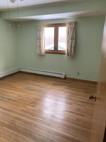 123 Riverview DRIVE, Waterford, WI 53185