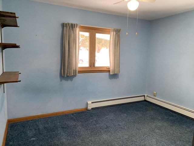 123 Riverview DRIVE, Waterford, WI 53185