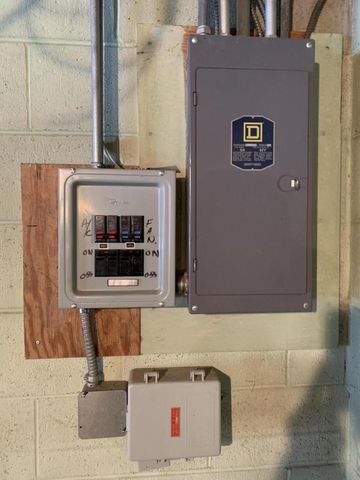 123 Riverview DRIVE, Waterford, WI 53185