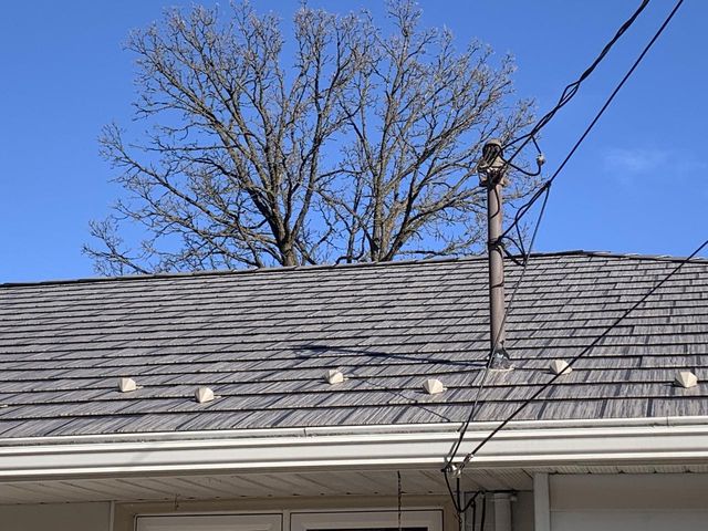 123 Riverview DRIVE, Waterford, WI 53185