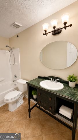 120 Ashley Oaks Drive, Mcdonough, GA 30253