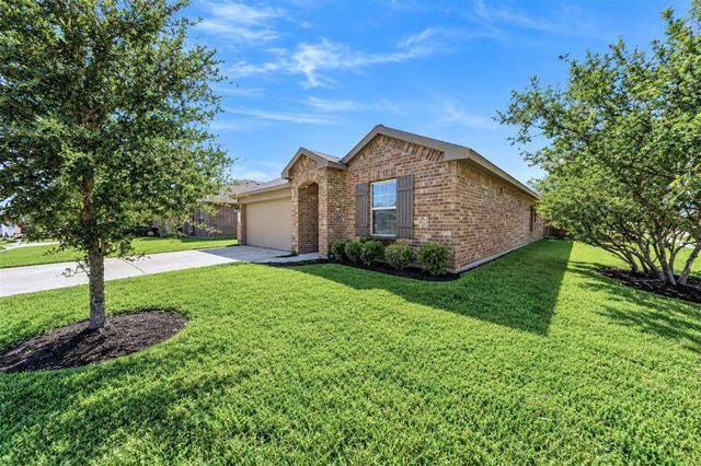 702 Green Clover Lane, Rosharon, TX 77583