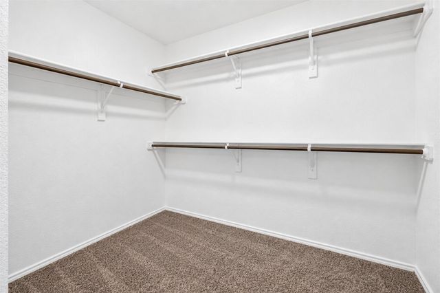702 Green Clover Lane, Rosharon, TX 77583