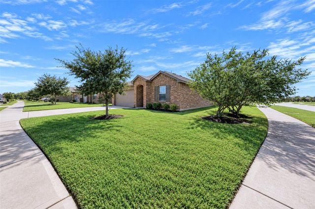 702 Green Clover Lane, Rosharon, TX 77583