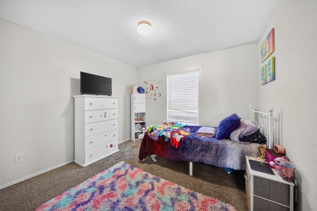 702 Green Clover Lane, Rosharon, TX 77583