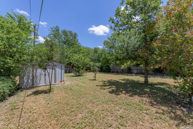 7503 Westlyn Dr, San Antonio, TX 78227