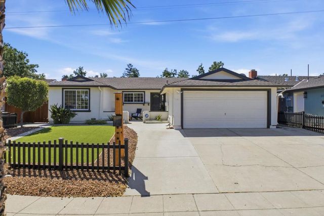 1052 Summerfield Drive, San Jose, CA 95121
