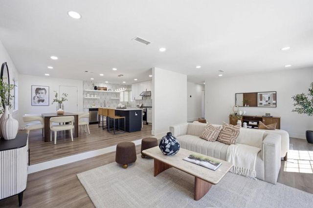 1052 Summerfield Drive, San Jose, CA 95121
