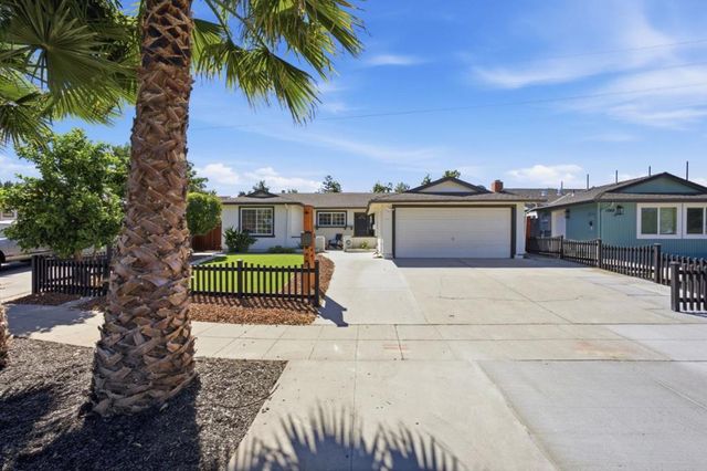 1052 Summerfield Drive, San Jose, CA 95121