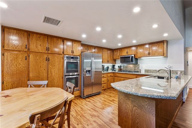 499 Golf Course, Lake Arrowhead, CA 92352