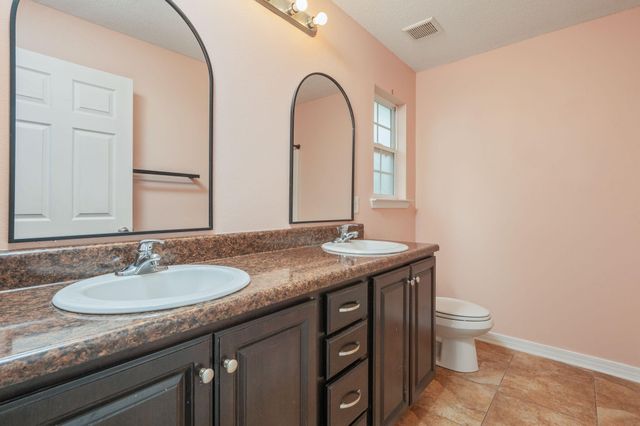 200 Wainwright Drive, Crestview, FL 32539