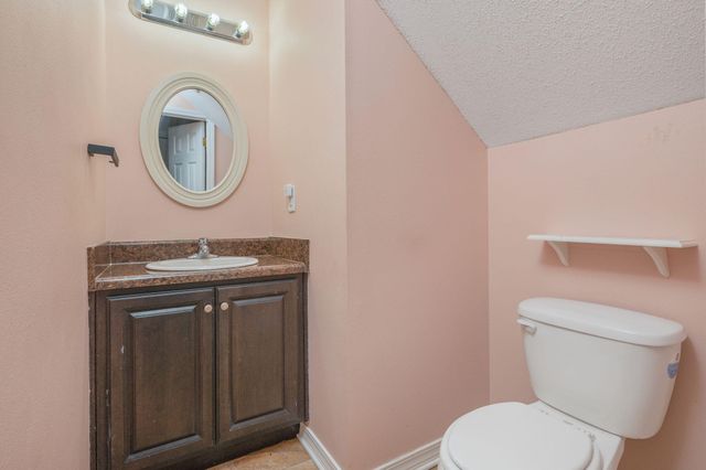 200 Wainwright Drive, Crestview, FL 32539