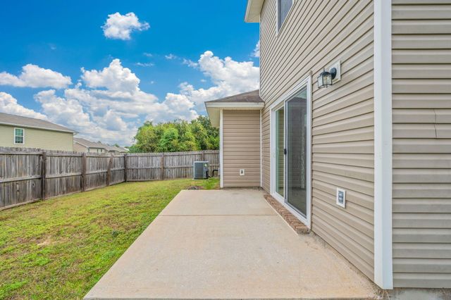 200 Wainwright Drive, Crestview, FL 32539