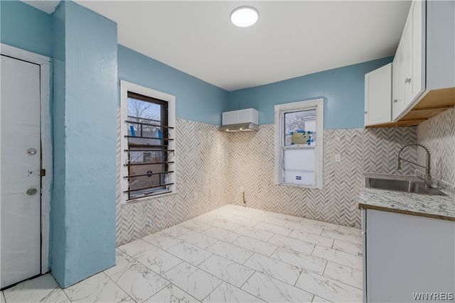 507 Glenwood Avenue, Buffalo, NY 14208