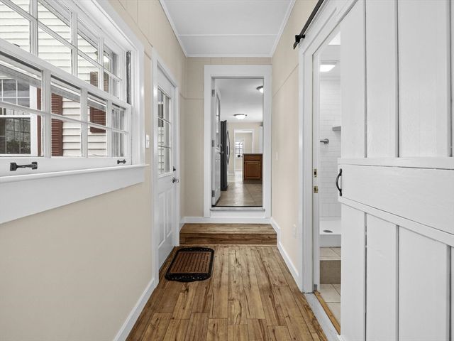 4 West End Ave, Westborough, MA 01581