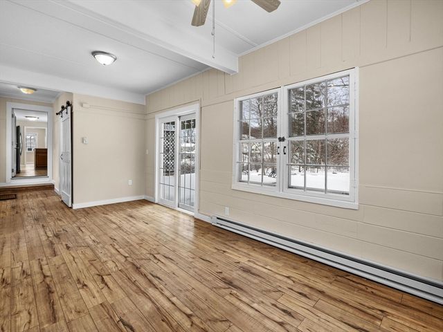 4 West End Ave, Westborough, MA 01581