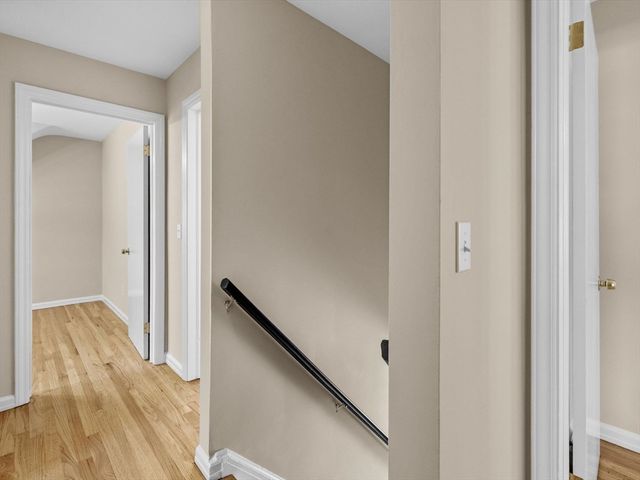 4 West End Ave, Westborough, MA 01581