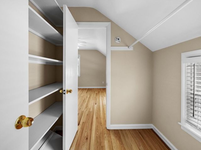 4 West End Ave, Westborough, MA 01581