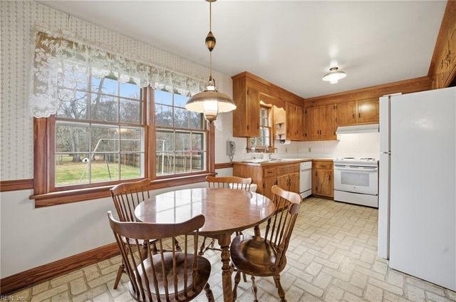 3438 Martin Johnson RD, Chesapeake, VA 23323