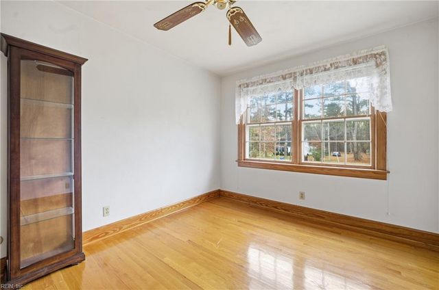 3438 Martin Johnson RD, Chesapeake, VA 23323