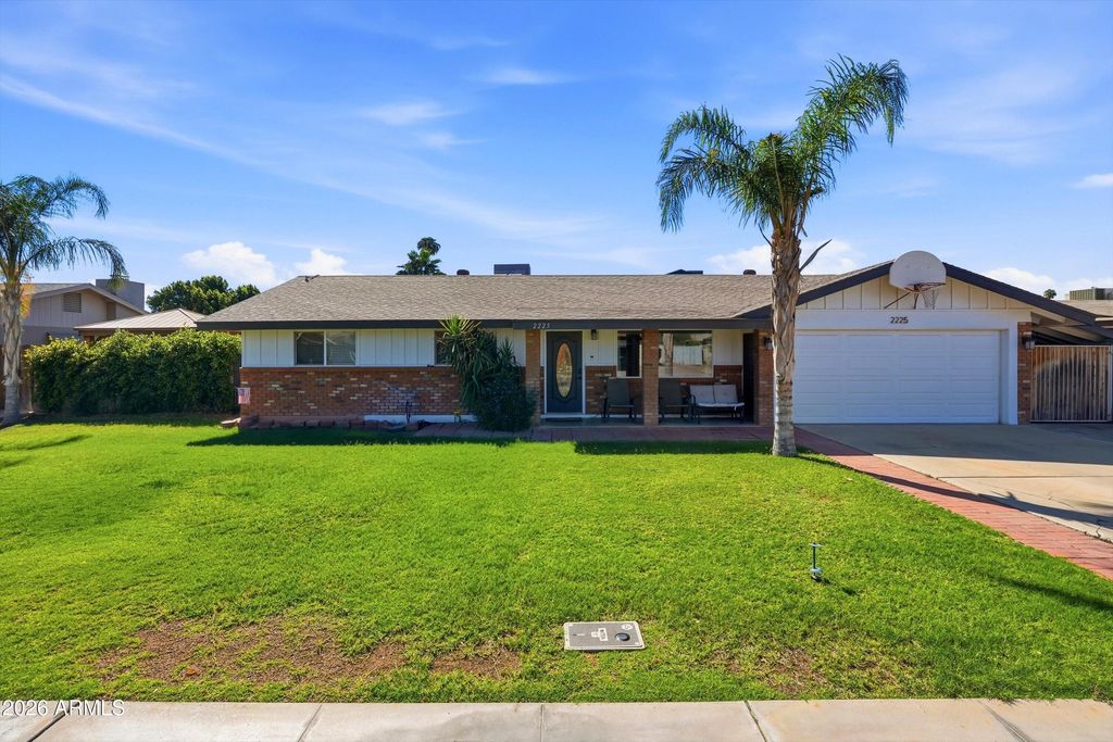 2225 E FAIRFIELD Street, Mesa, AZ 85213 — exterior