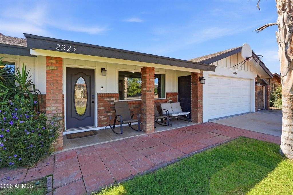 2225 E FAIRFIELD Street, Mesa, AZ 85213 — photo 4