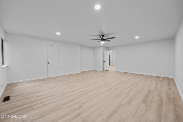 517 Sherwood Drive, Maryville, TN 37801
