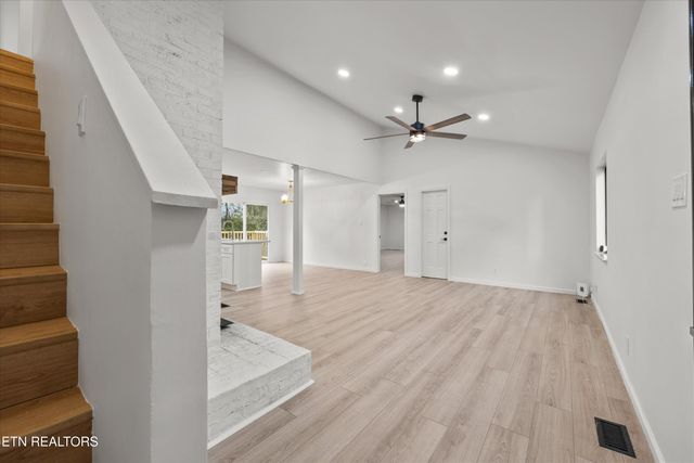 517 Sherwood Drive, Maryville, TN 37801
