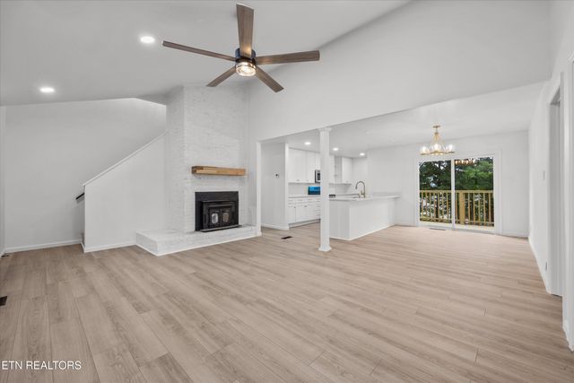 517 Sherwood Drive, Maryville, TN 37801