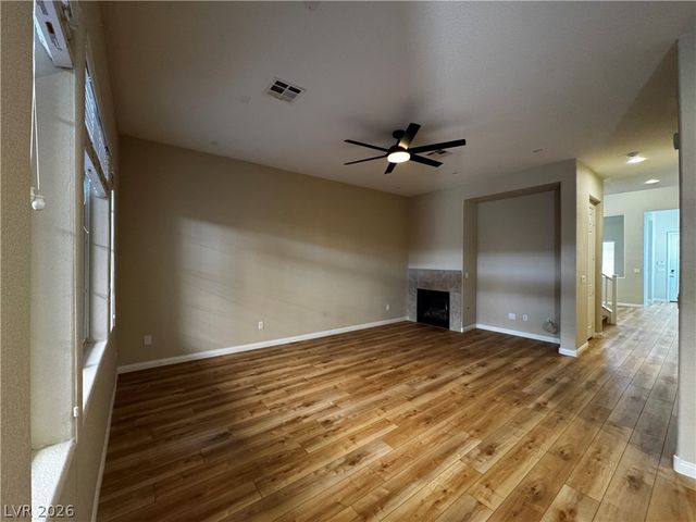 1913 Cape Cod Landing Drive, Las Vegas, NV 89135