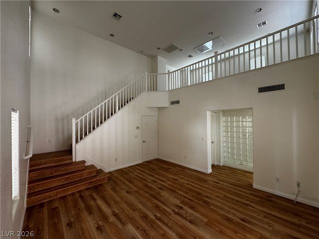 1913 Cape Cod Landing Drive, Las Vegas, NV 89135