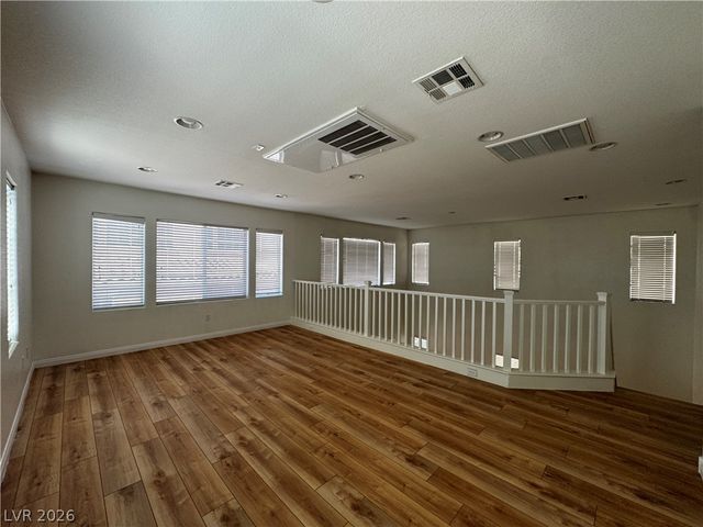 1913 Cape Cod Landing Drive, Las Vegas, NV 89135