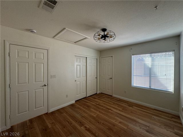 1913 Cape Cod Landing Drive, Las Vegas, NV 89135
